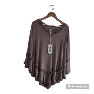 NWT Monoreno Mushroom Brown Crochet Fringe Poncho Top Size L